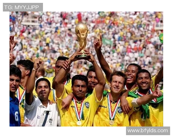 巴西足球明星绿巨人背后的传奇故事与成就解析