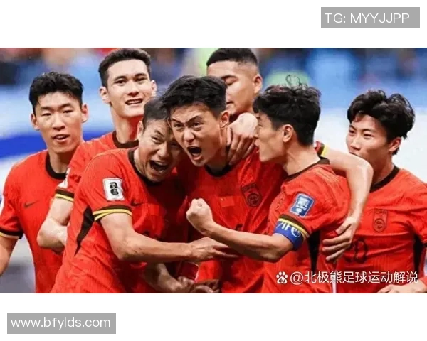 回顾足球老版本的辉煌历程与经典瞬间，重温那些年我们的绿茵梦想