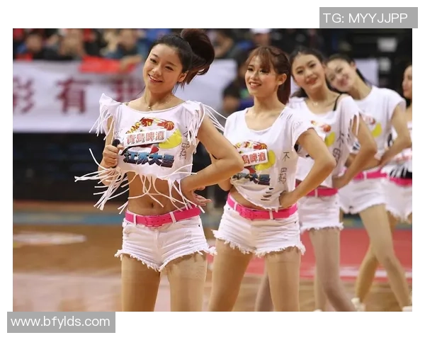 最美欧洲足球宝贝揭秘她们的魅力与风采展现足球场上的青春与热情