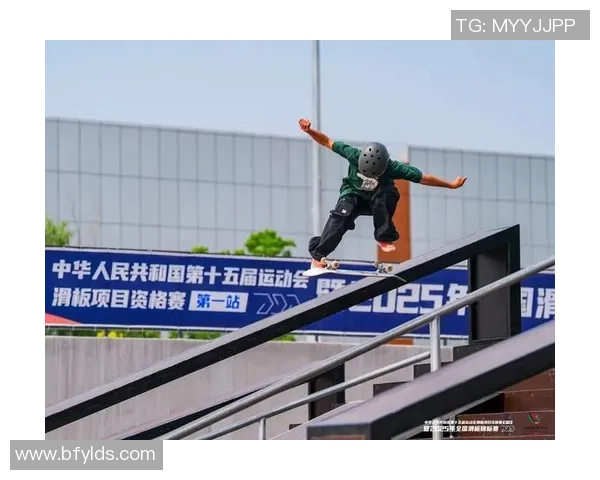 深圳滑板队协作创新引发热议推动滑板运动新变革 深圳滑板队协作创新引发热议推动滑板运动新变革