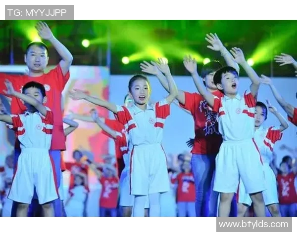 足球反脚技巧解析与实战应用提升球员综合素质的关键因素